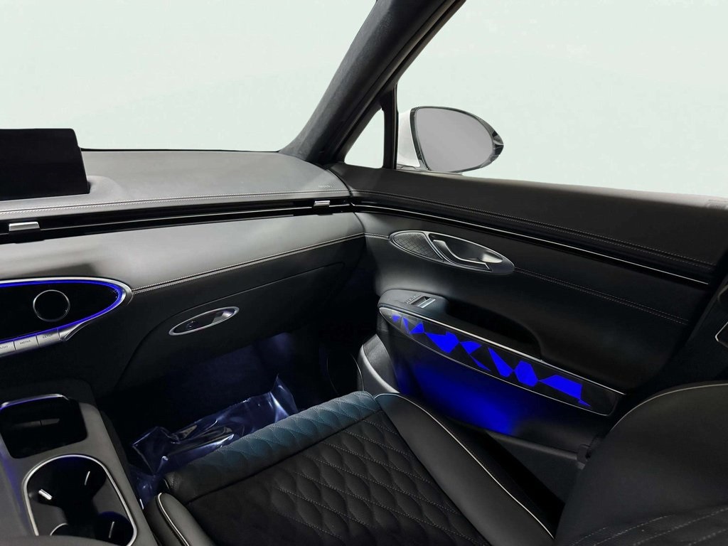2025 Genesis GV70 3.5T Sport photo 11