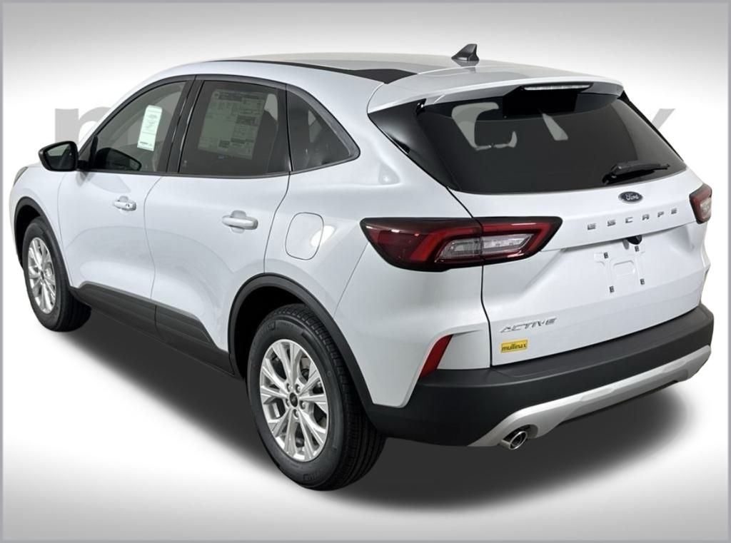 2025 Ford Escape Active photo 3