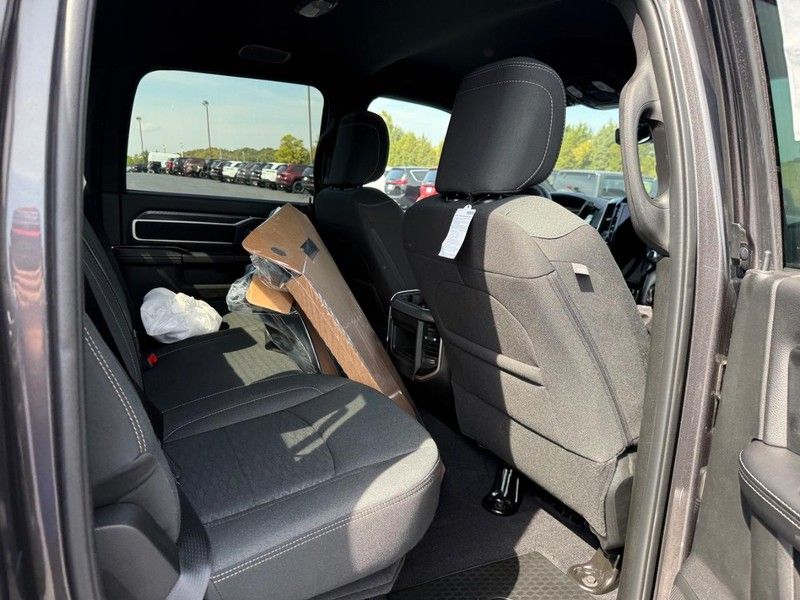 2026 Ram 2500 Big Horn photo 7