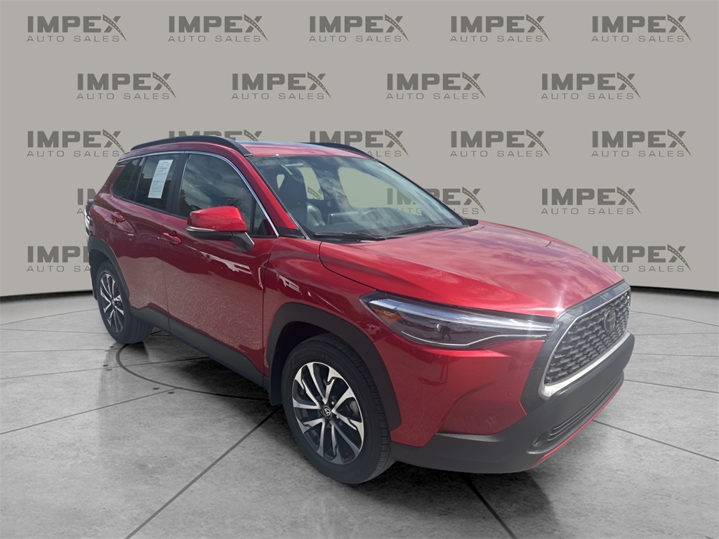 2024 Toyota Corolla Cross XLE photo 7