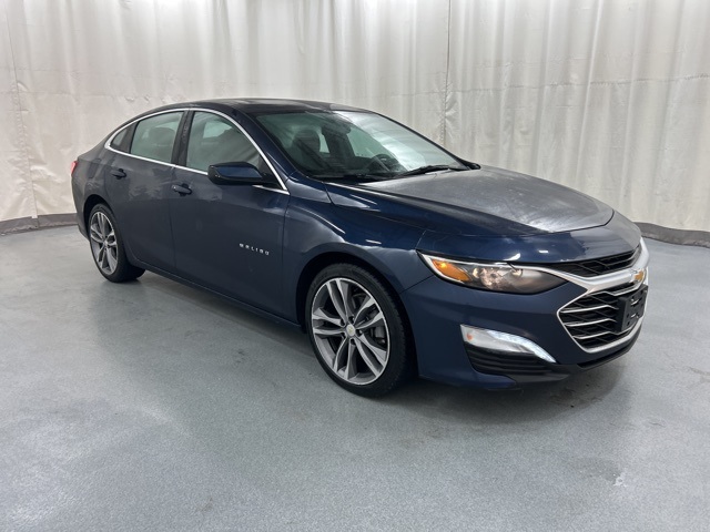 Used 2022 Blue Chevrolet LT image 1