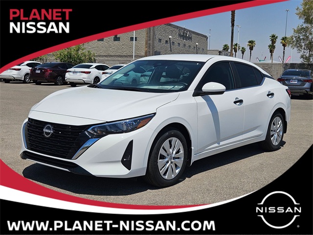 2025 Nissan Sentra S's photo