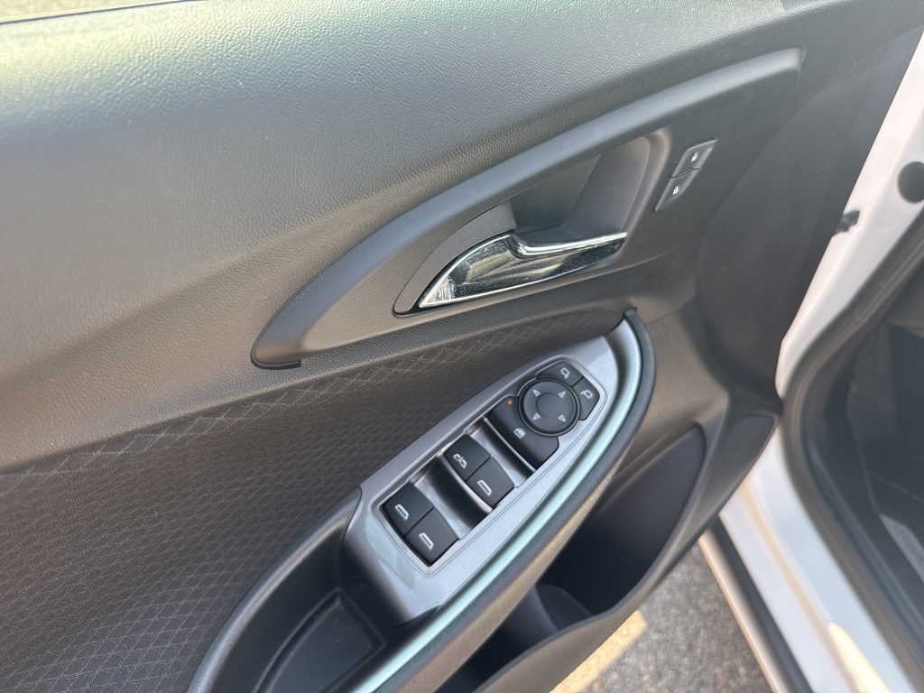 2024 Chevrolet Malibu 1LT photo 9