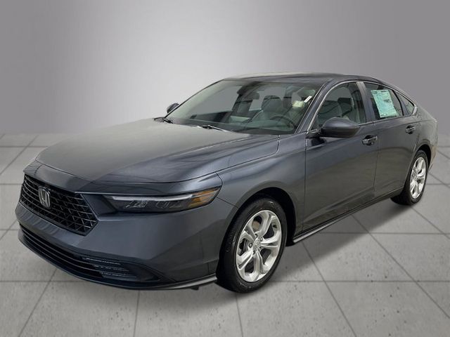 2025 Honda Accord LX's photo