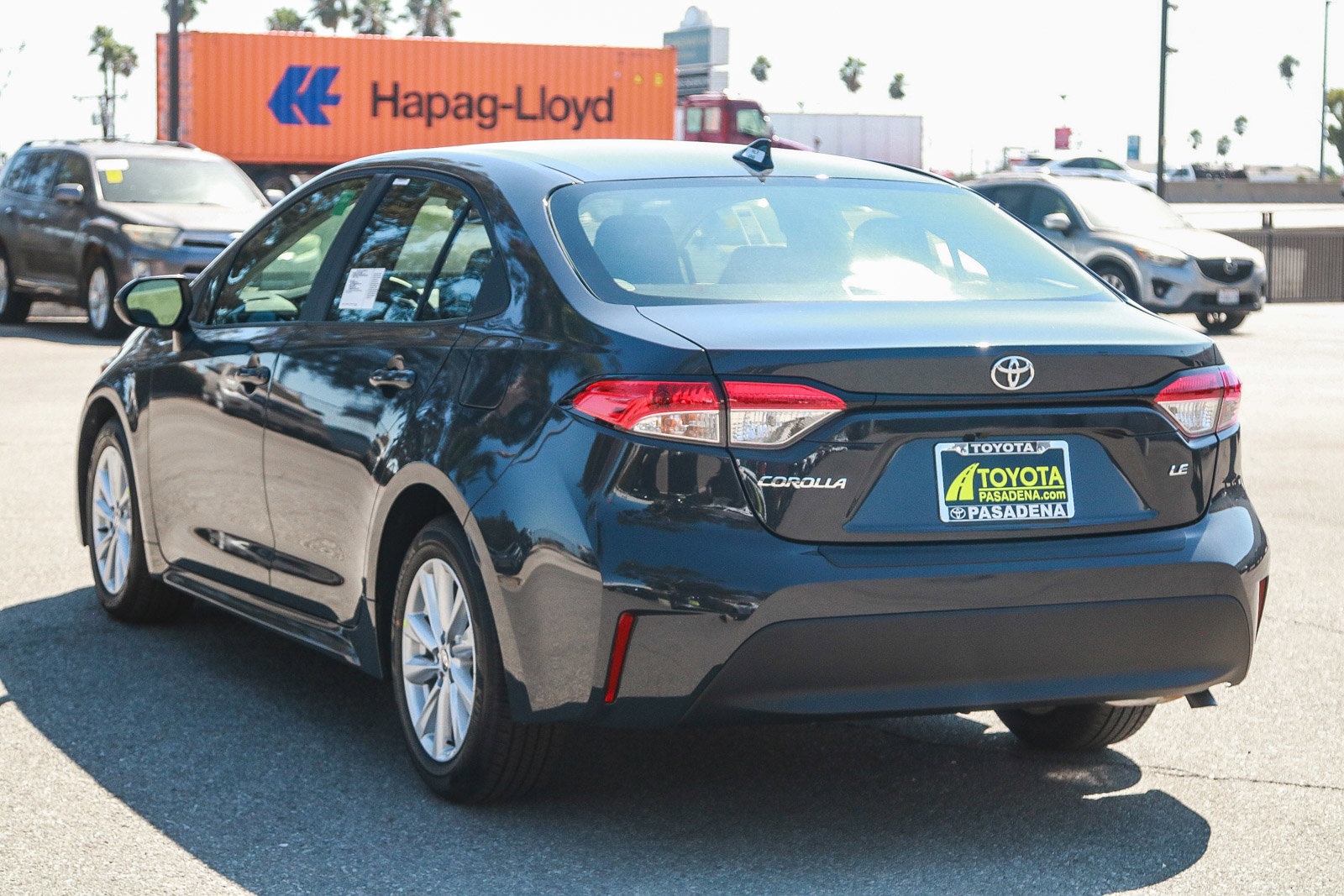2025 Toyota Corolla LE photo 8