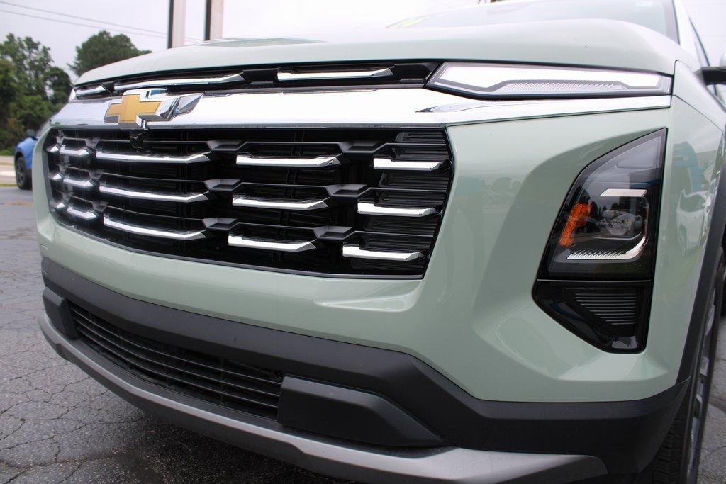 2026 Chevrolet Equinox LT photo 6
