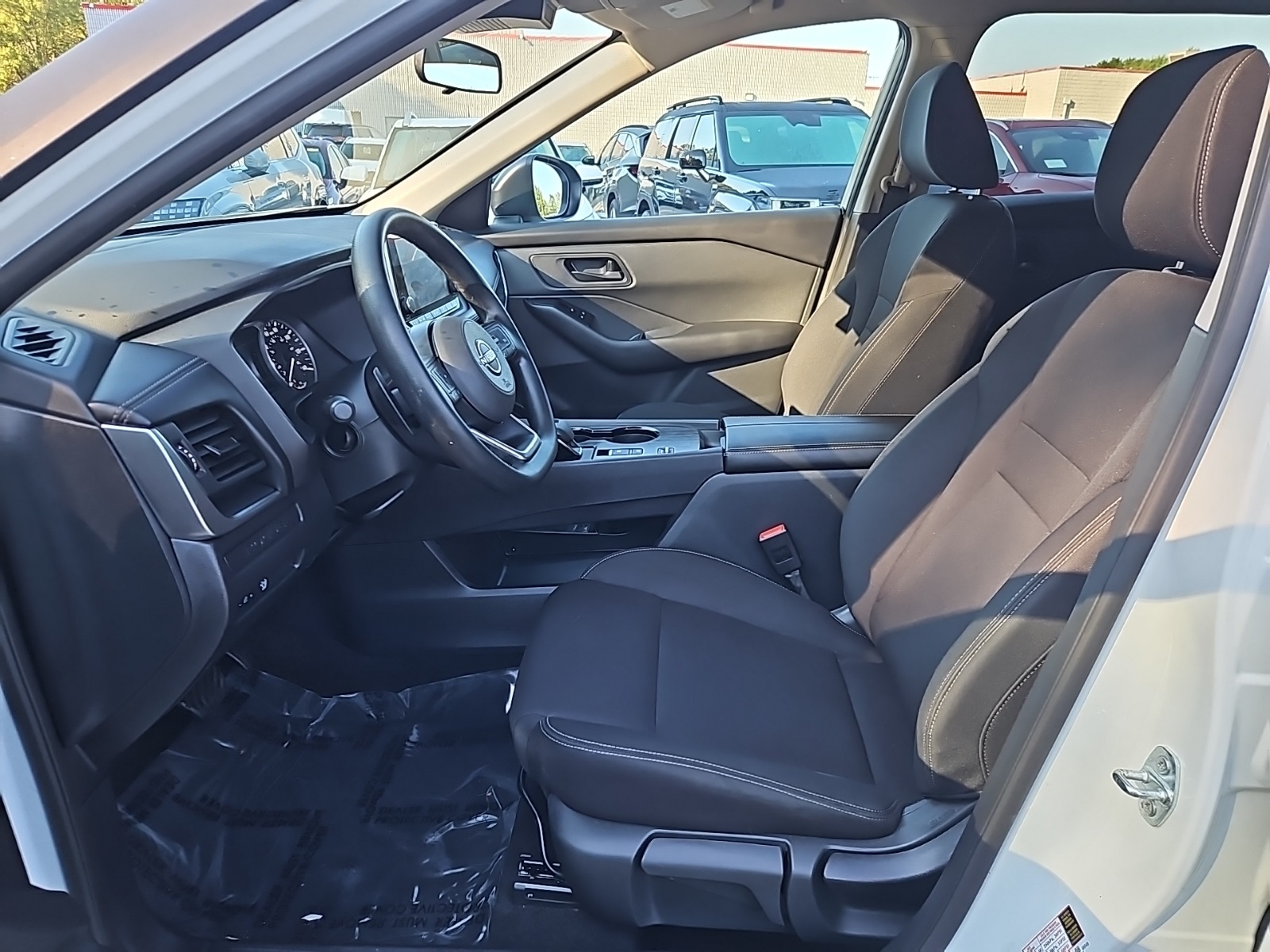 2024 Nissan Rogue S photo 3