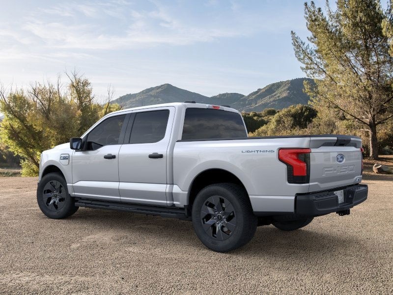 2024 Ford F-150 Lightning XL photo 5
