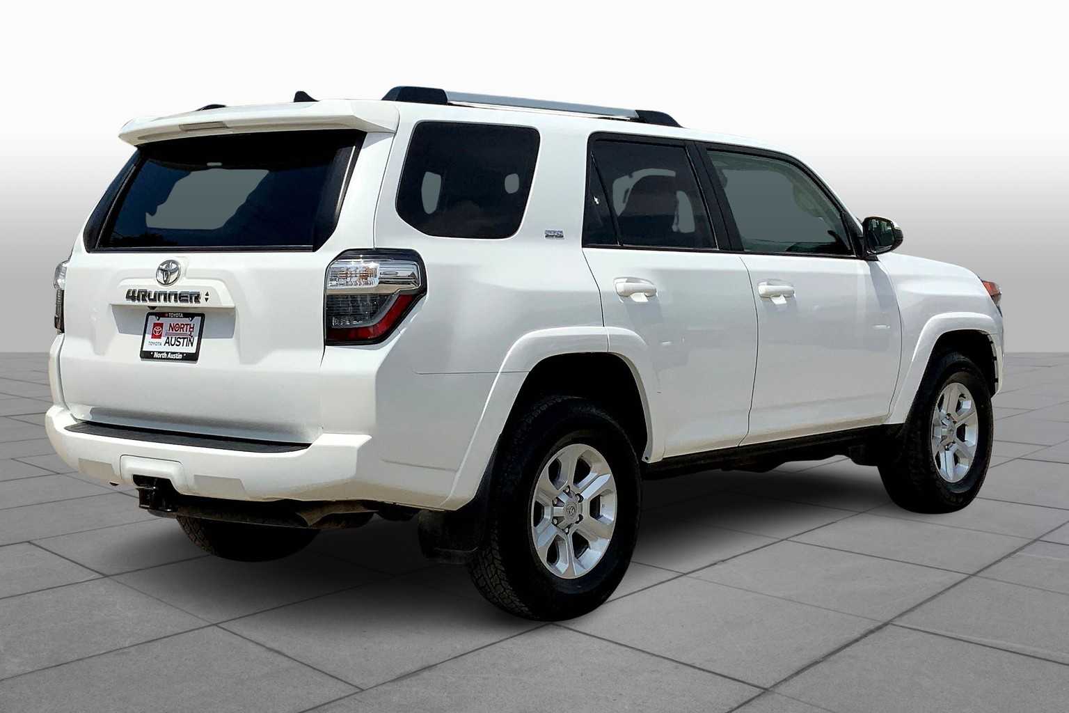 2024 Toyota 4Runner SR5 photo 11