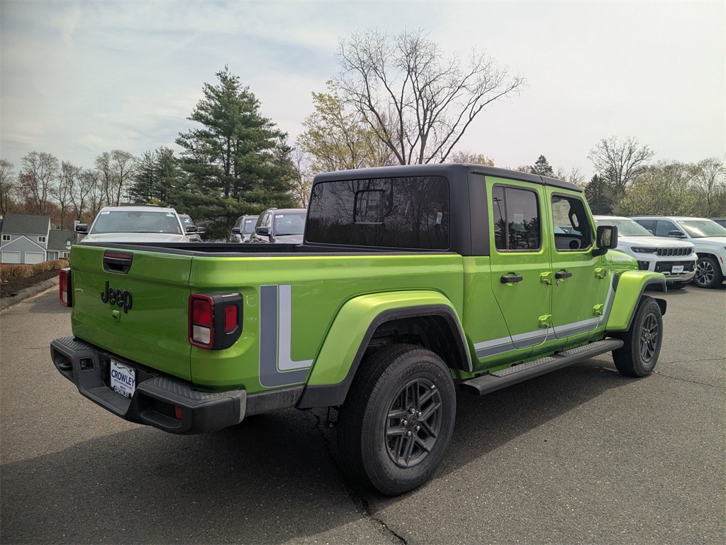 2025 Jeep Gladiator Sport S photo 3