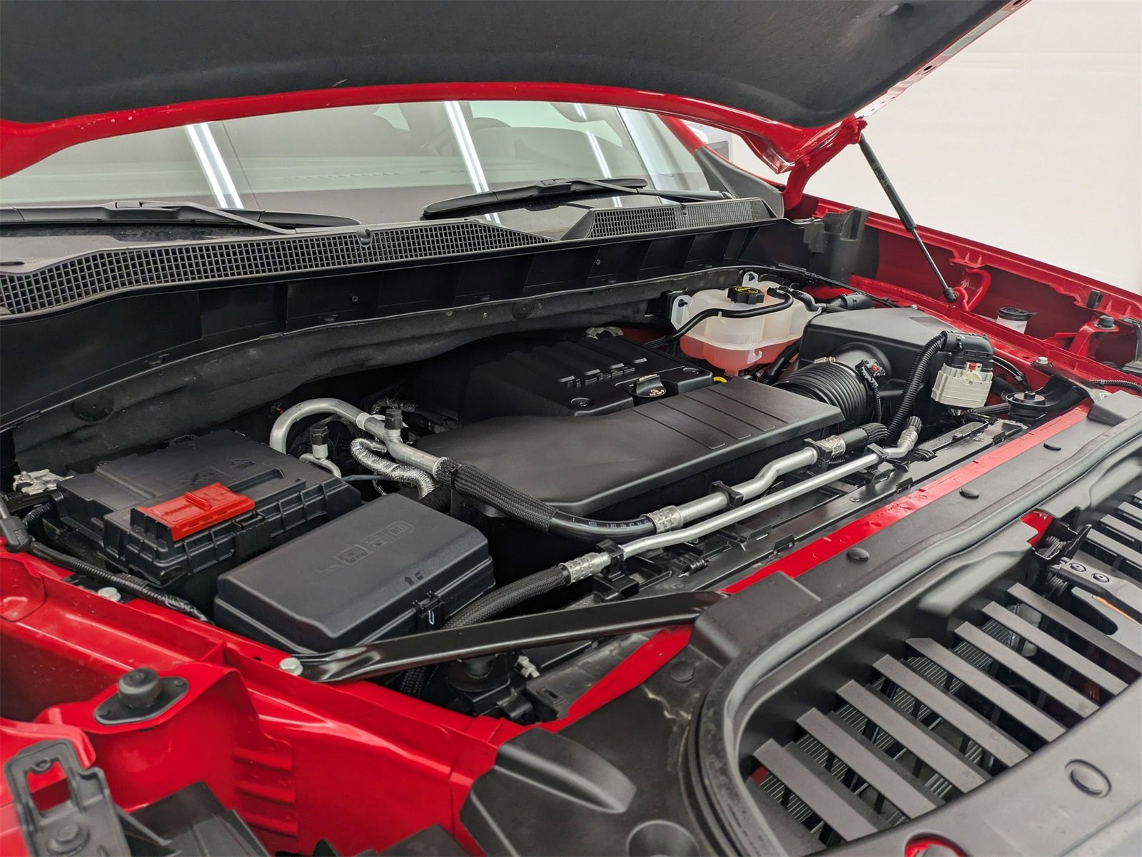 2024 Chevrolet Silverado 1500 LT photo 16