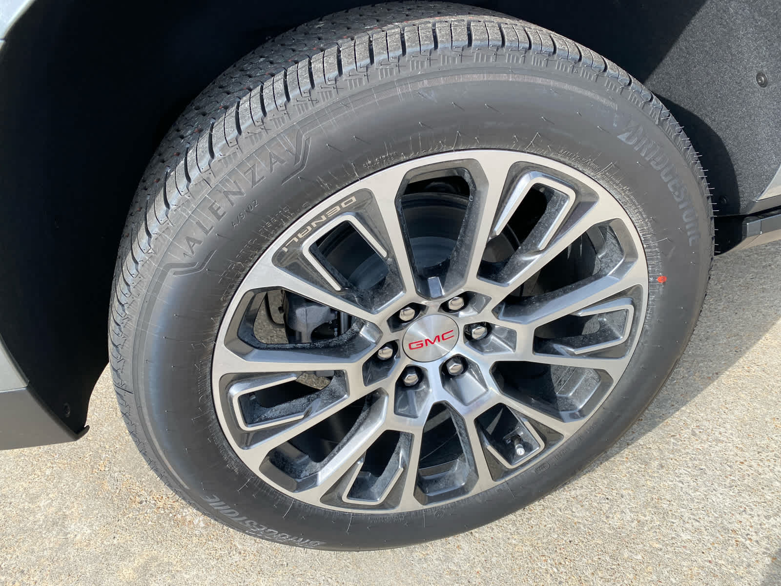 2025 Gmc Yukon XL Denali photo 31
