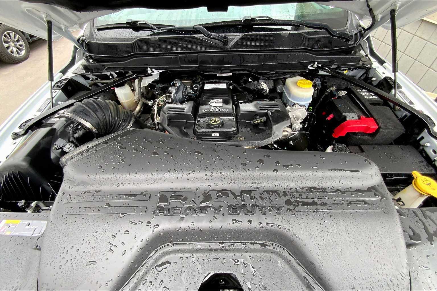 2022 Ram 2500 Laramie photo 29