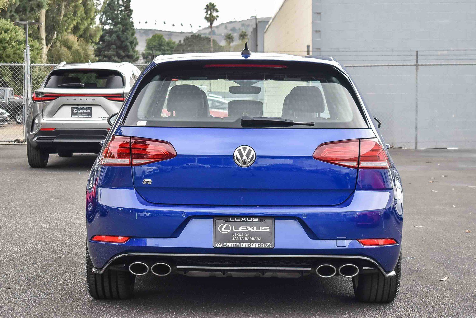 2019 Volkswagen Golf R 4Motion photo 2