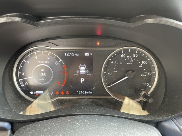2024 Nissan Versa 1.6 SV photo 9