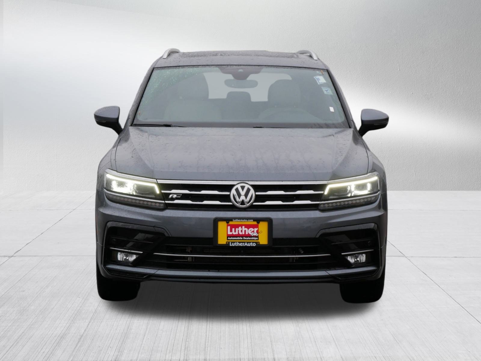 Used 2020 Volkswagen Tiguan SEL Premium R-Line with VIN 3VV4B7AXXLM053033 for sale in Vadnais Heights, Minnesota