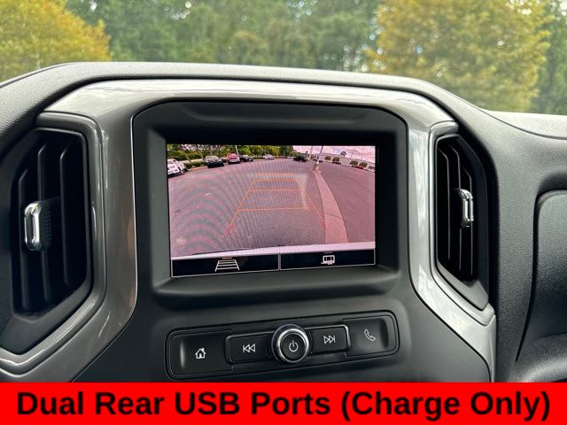 2022 Chevrolet Silverado 1500 Custom photo 9
