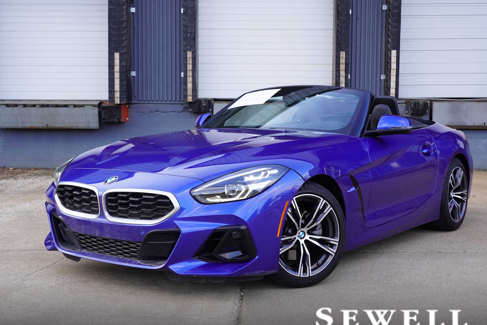 Certified Pre-Owned 2025 BMW Z4 sDrive sDrive30i Roadster in