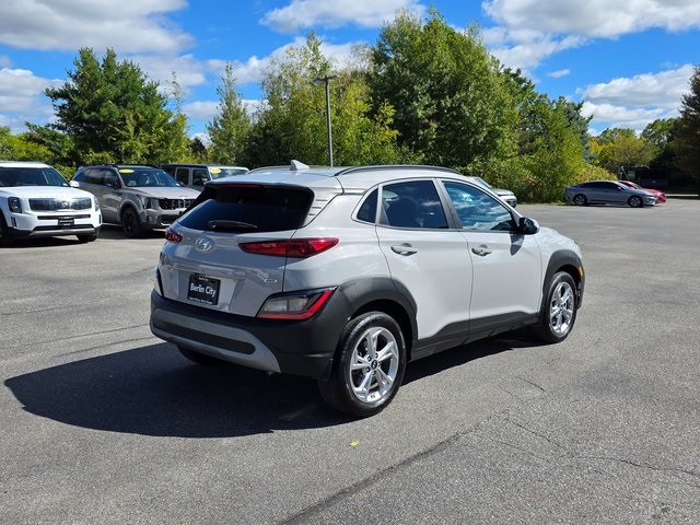 2023 Hyundai Kona SEL photo 6