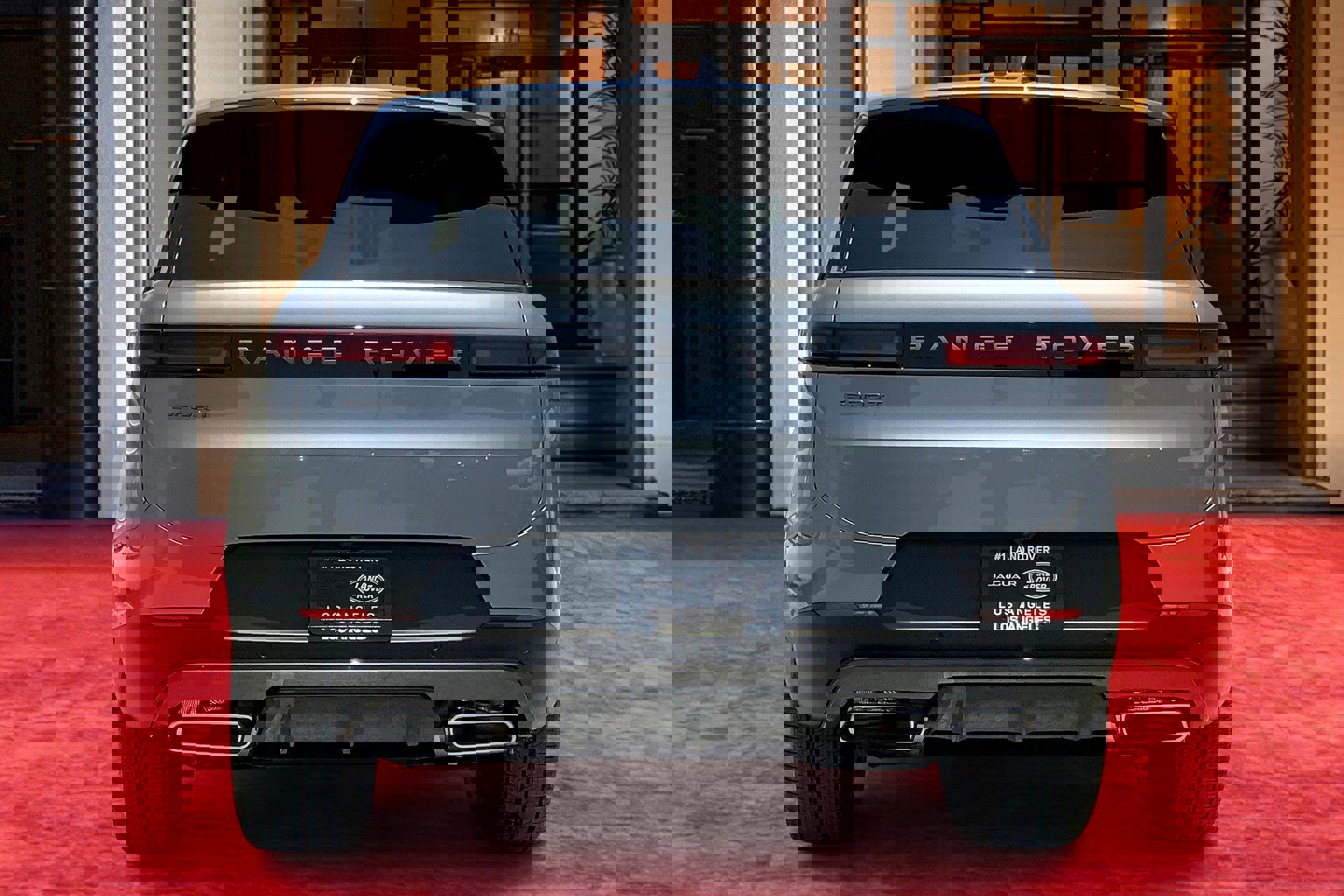 2025 Land Rover Range Rover Sport P360 S photo 3