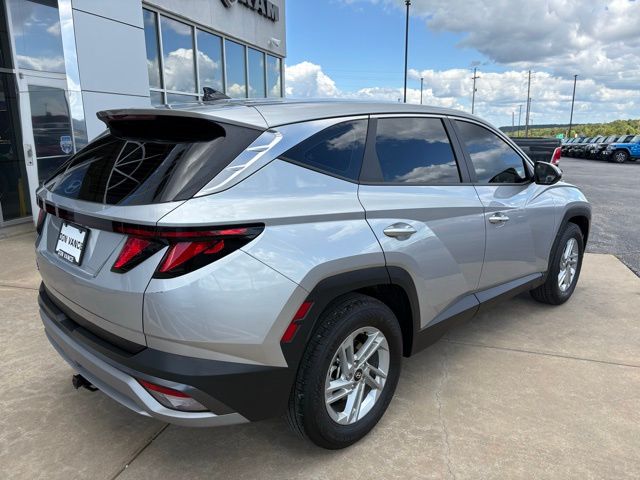 2025 Hyundai Tucson SE photo 5