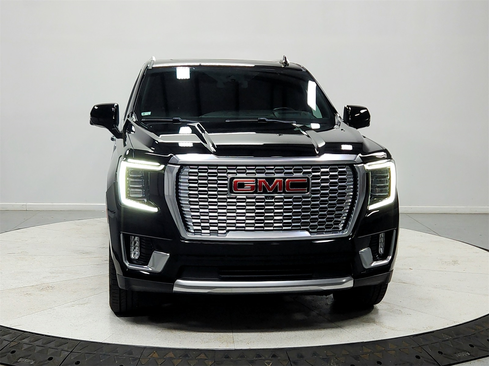 2023 Gmc Yukon XL Denali photo 2
