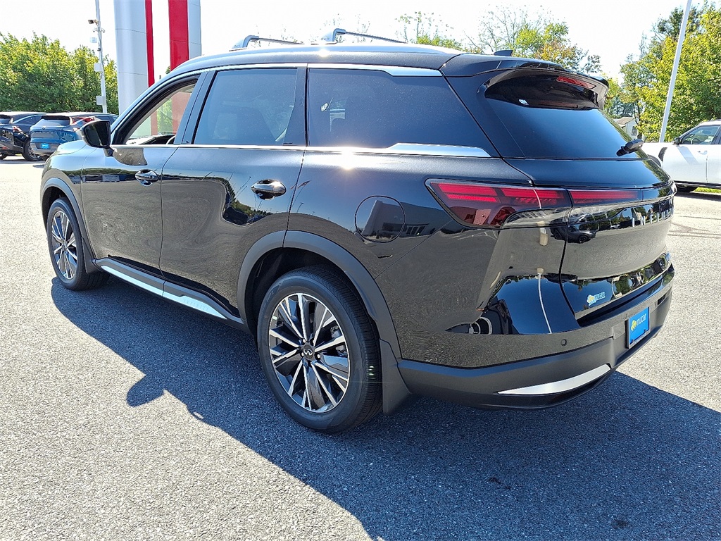 2026 Infiniti QX60 Luxe AWD photo 3