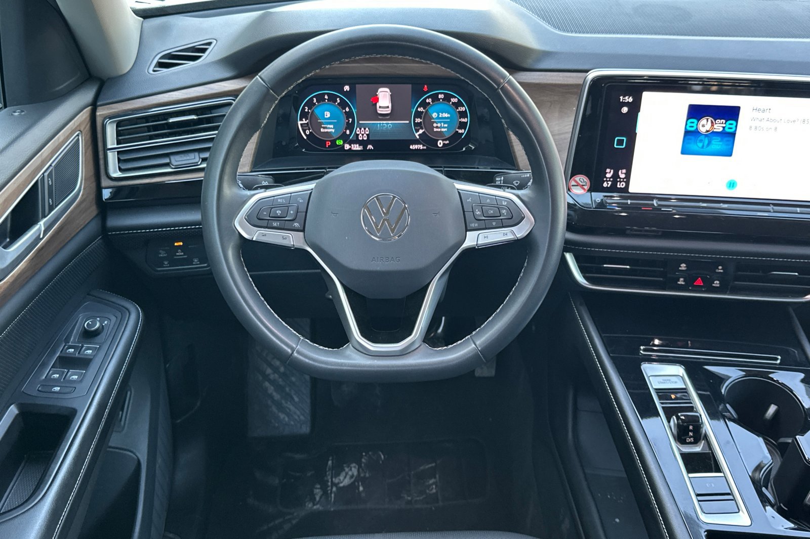 2024 Volkswagen Atlas SE Technology photo 13