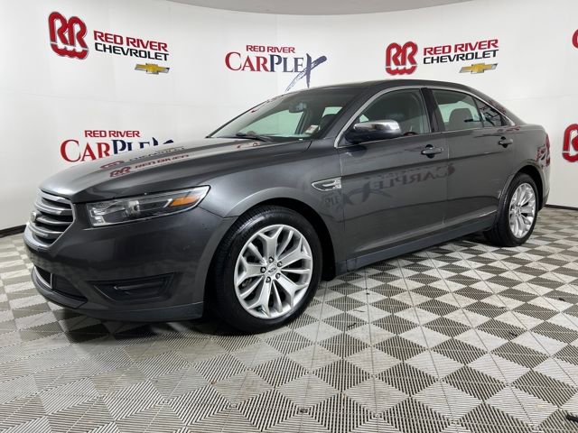 2016 Ford Taurus Limited photo 3