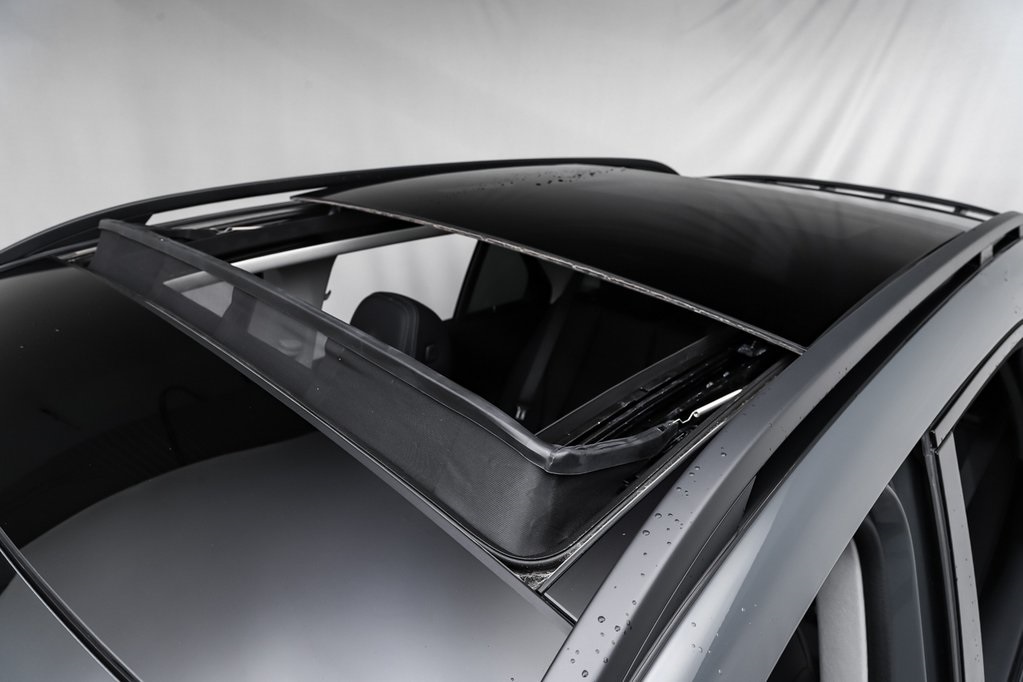 2025 Mercedes Benz GLE 580 4MATIC photo 3