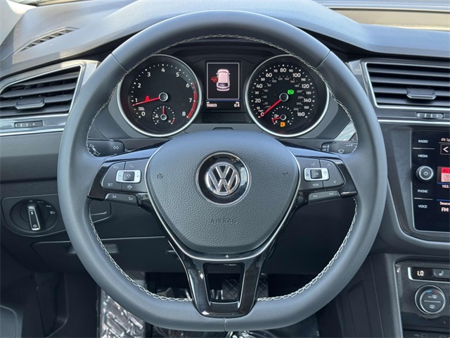 2021 Volkswagen Tiguan SE photo 17