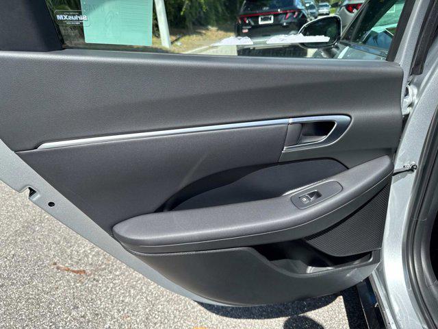 2025 Hyundai Sonata SEL photo 15