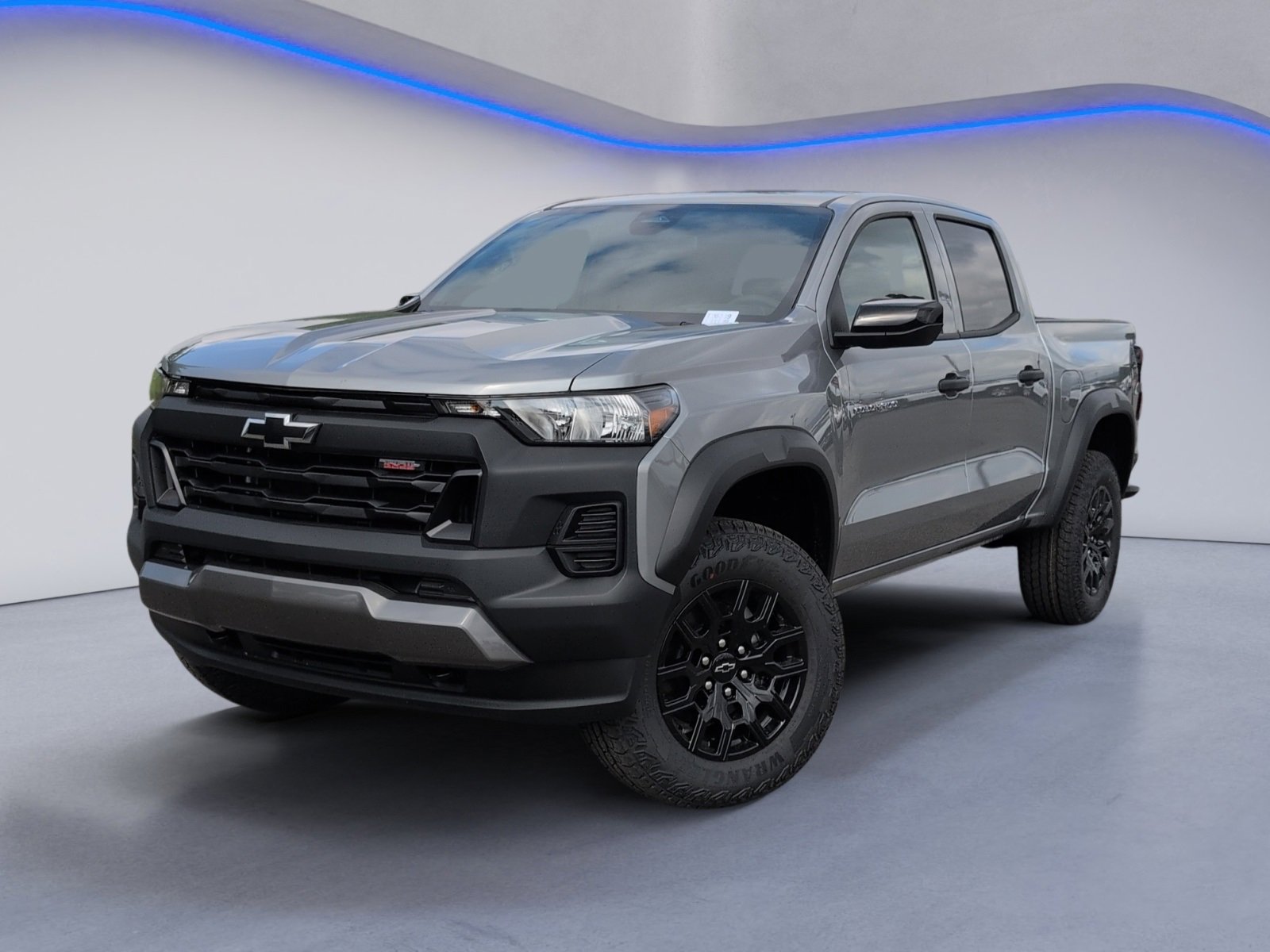 2026 Chevrolet Colorado Trail Boss photo 2