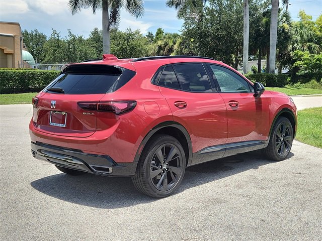 2025 Buick Envision Sport Touring photo 3