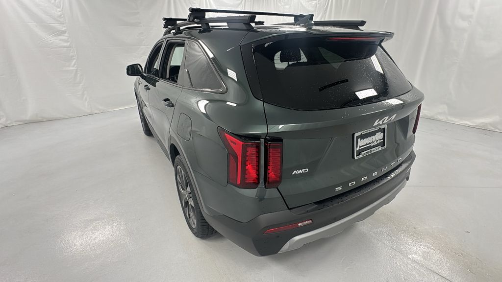 2022 Kia Sorento X-Line EX photo 5