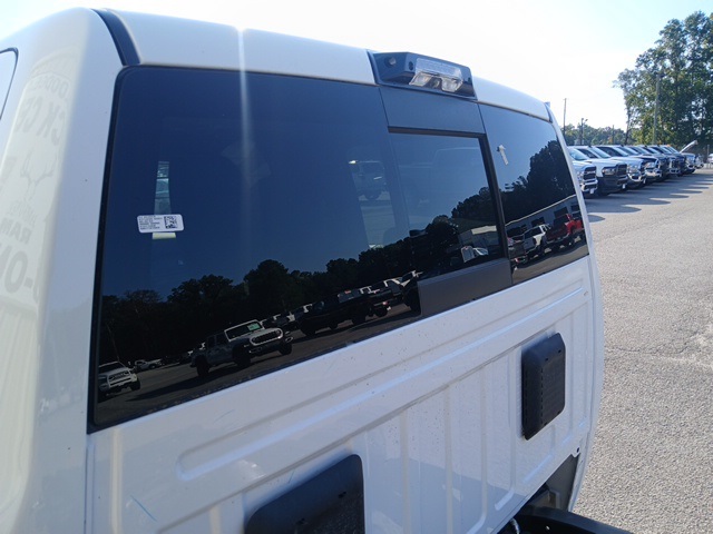 2026 Ram 4500 Laramie photo 2