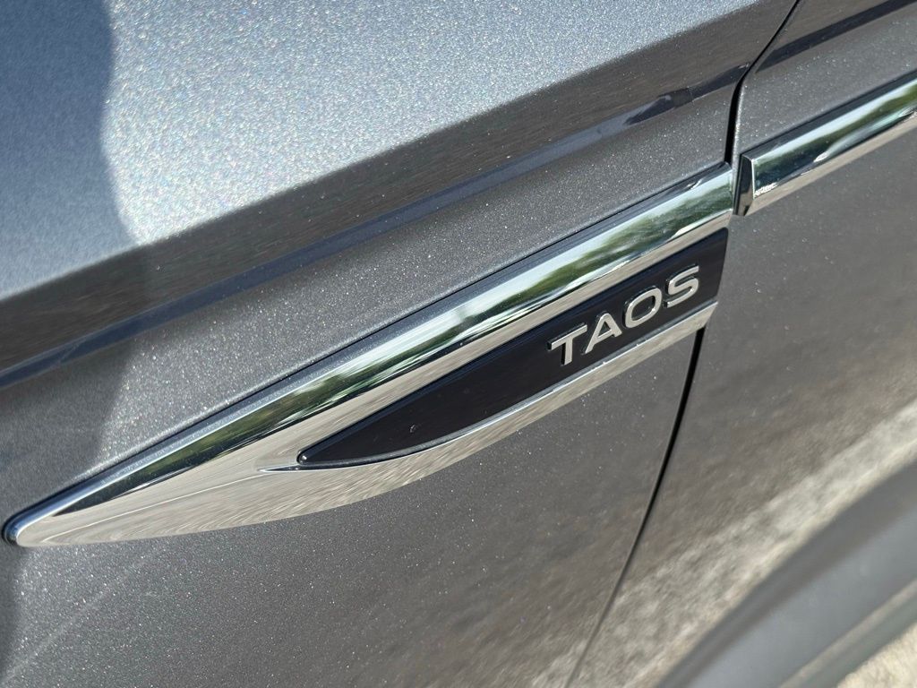2022 Volkswagen Taos S photo 23