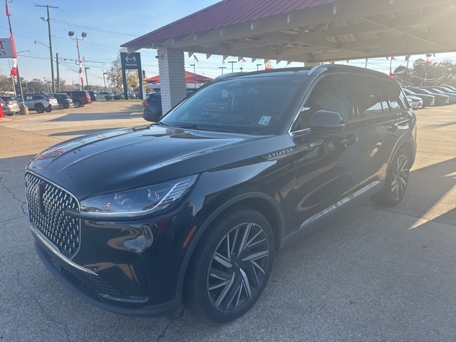 2025 Lincoln Aviator Reserve's photo