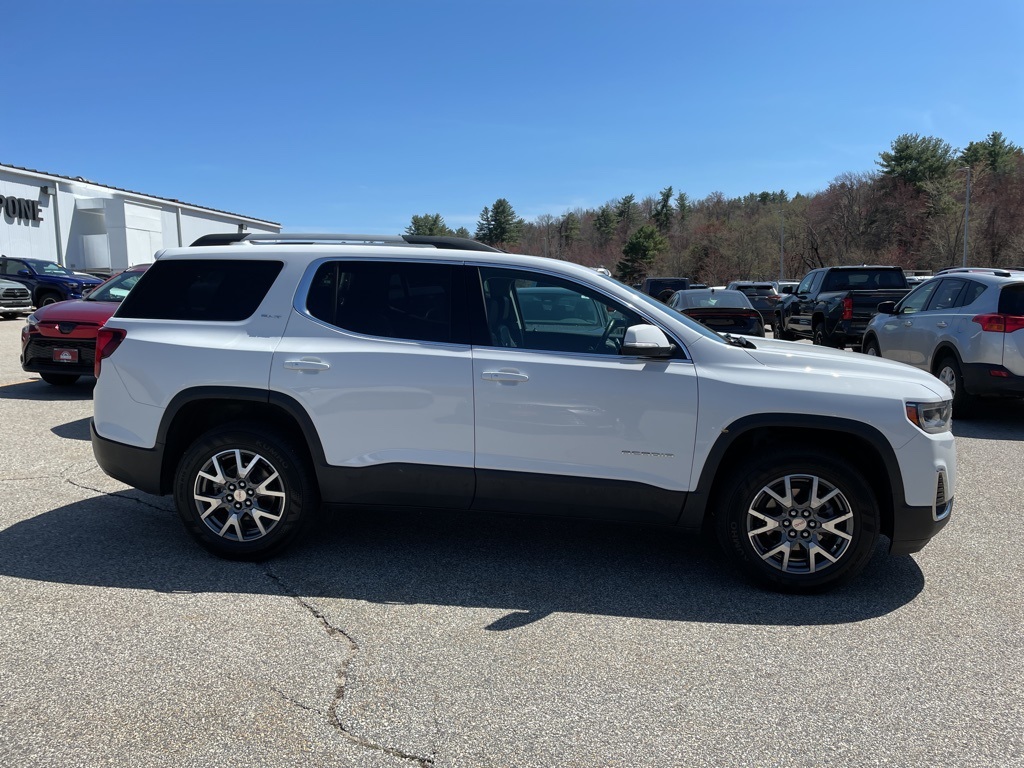 2023 Gmc Acadia SLT photo 2
