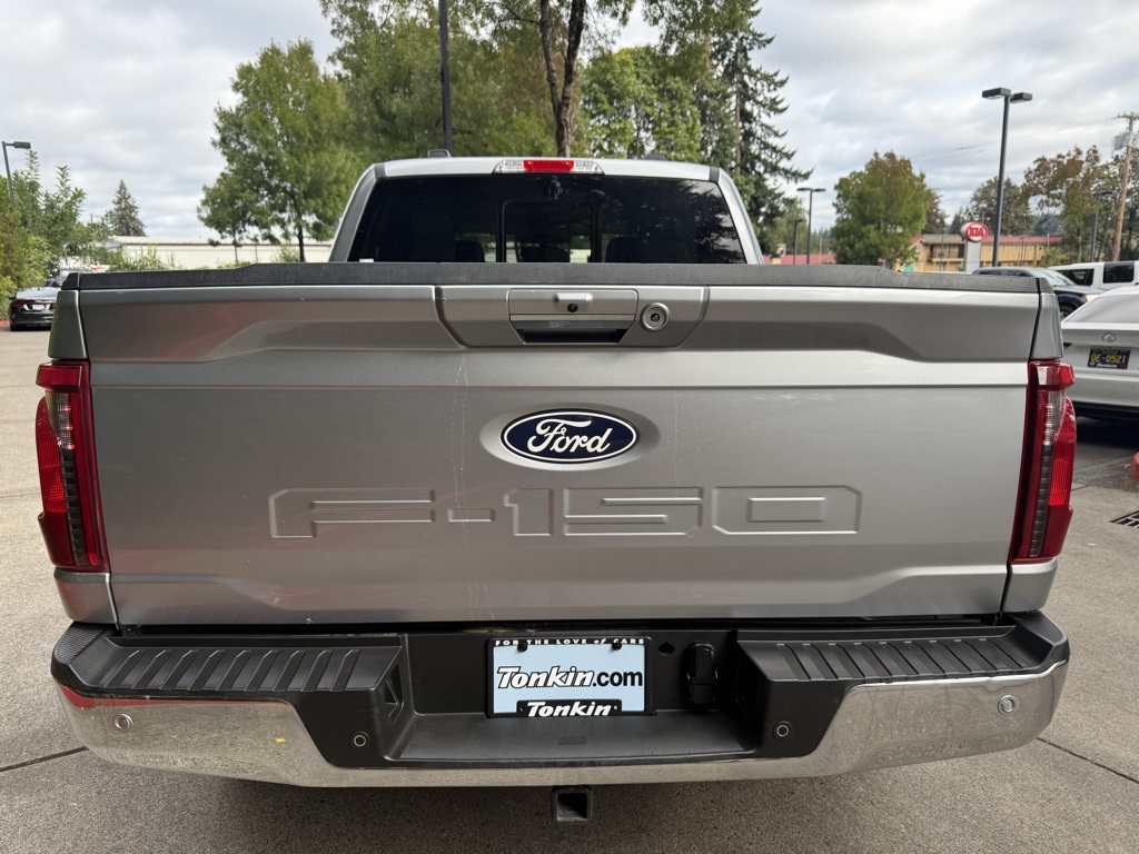 2024 Ford F-150 XLT photo 4