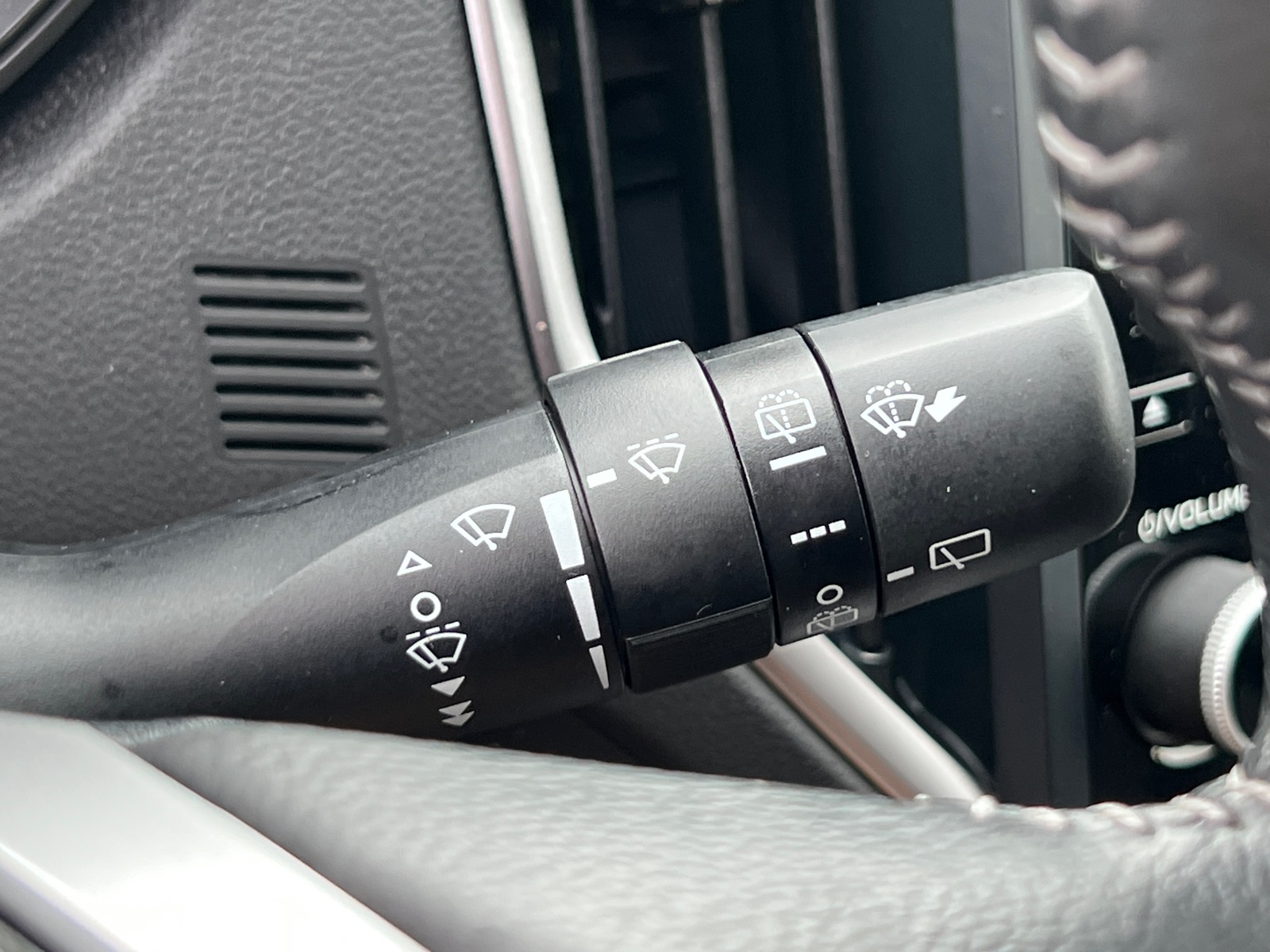 2023 Subaru Forester Premium photo 35