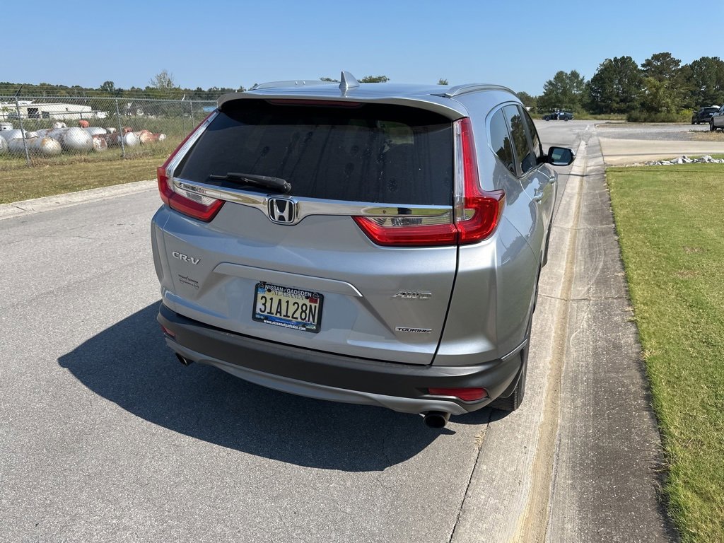 2017 Honda CR-V Touring photo 6