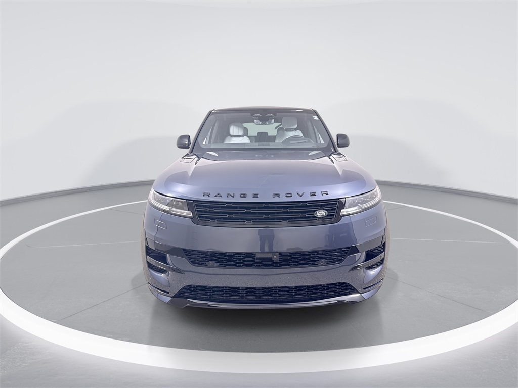 2025 Land Rover Range Rover Sport SE photo 2