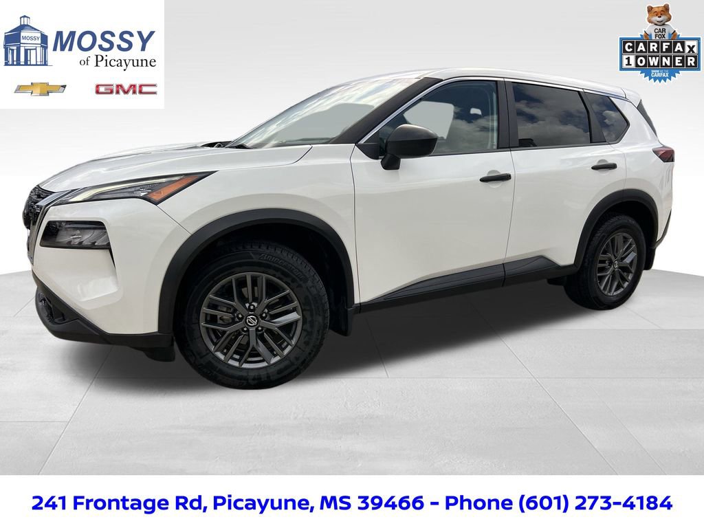 2021 Nissan Rogue S's photo