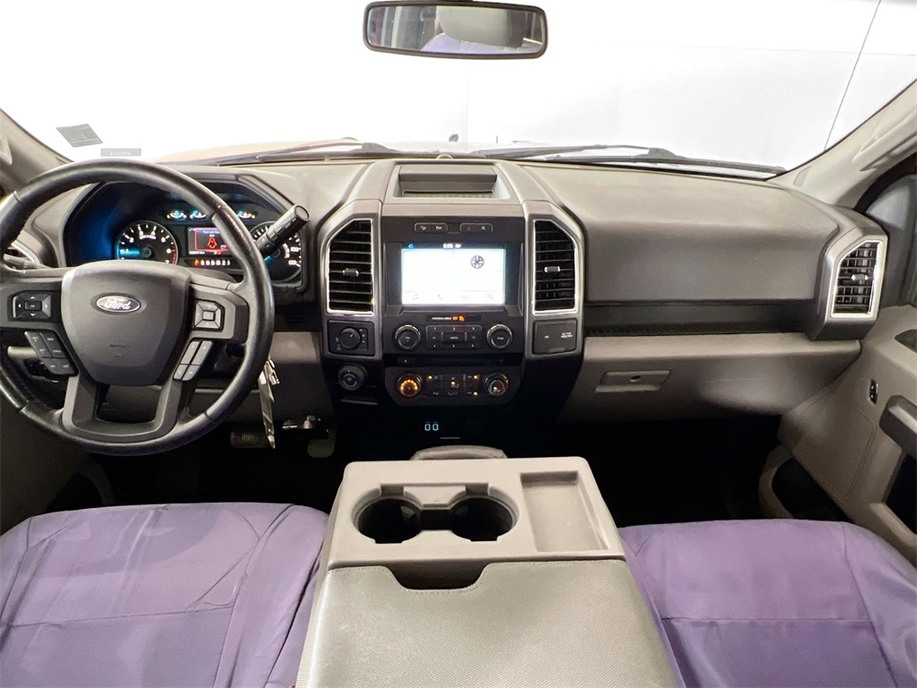 2016 Ford F-150 XLT photo 7