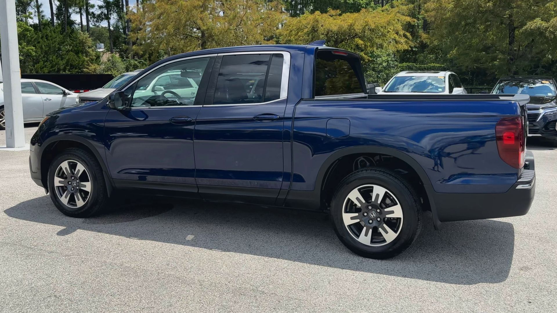 2017 Honda Ridgeline RTL-T photo 39