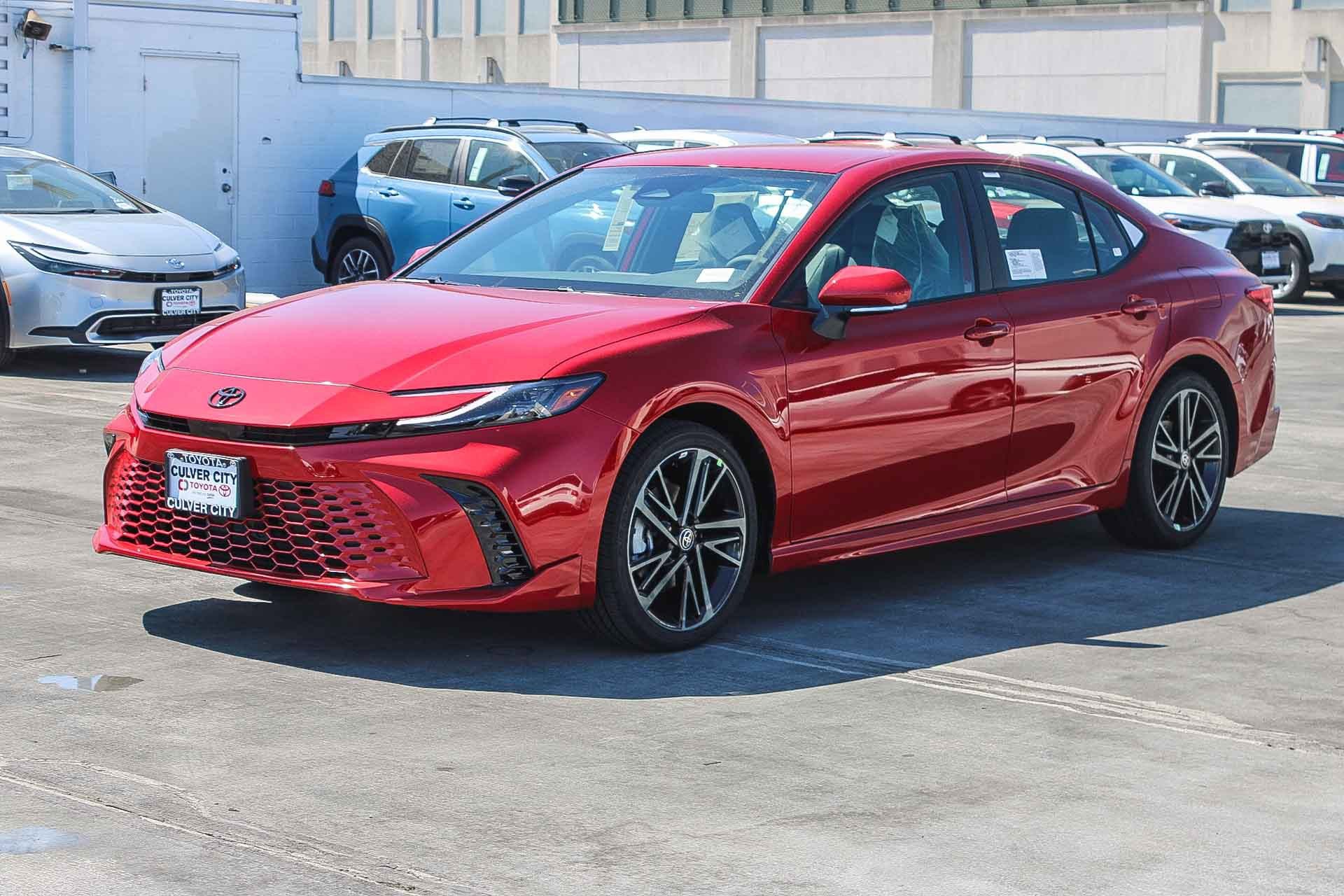 2025 Toyota Camry XSE photo 3