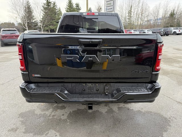 2025 Ram 1500 Tradesman photo 3