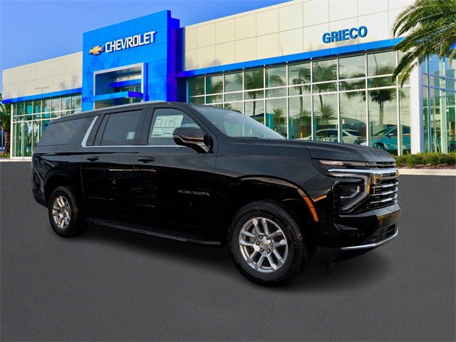 2026 Chevrolet Suburban LT's photo