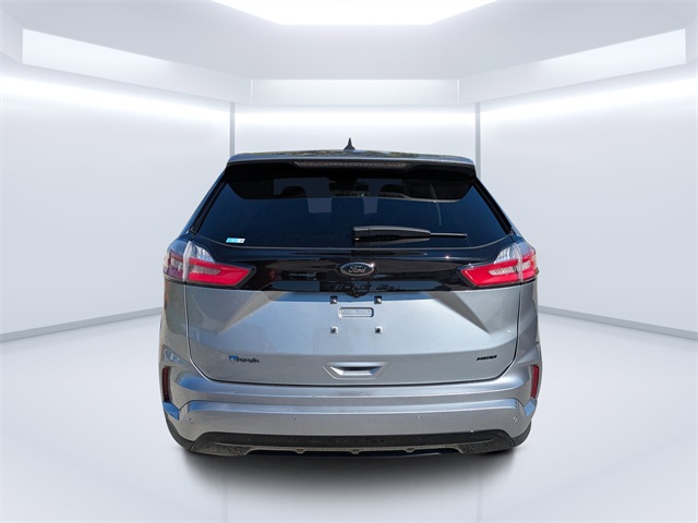 2024 Ford Edge SE photo 3